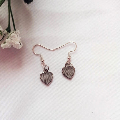 Classic Red Hearts Earrings, Playing Cards inspired Queen of Hearts | by lovedbynlanla